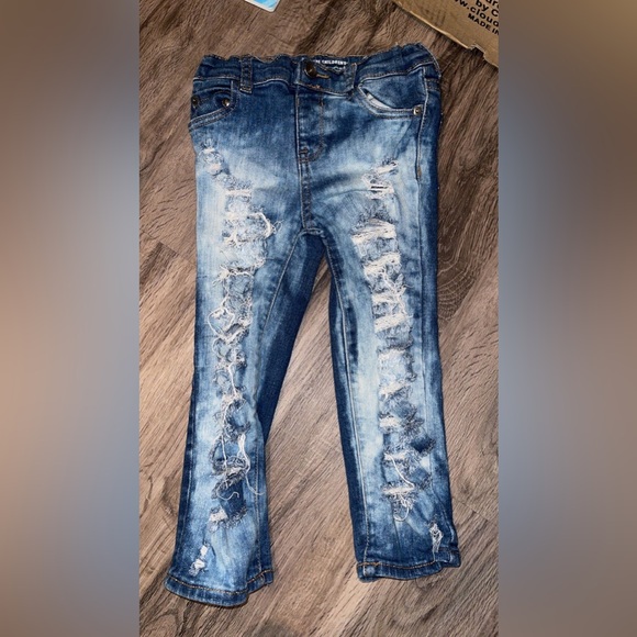 Toddler Distressed Jeans - Picture 1 of 1